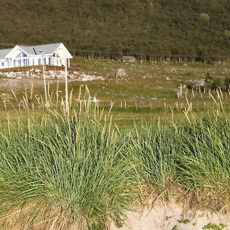 Tromvik Holiday home *